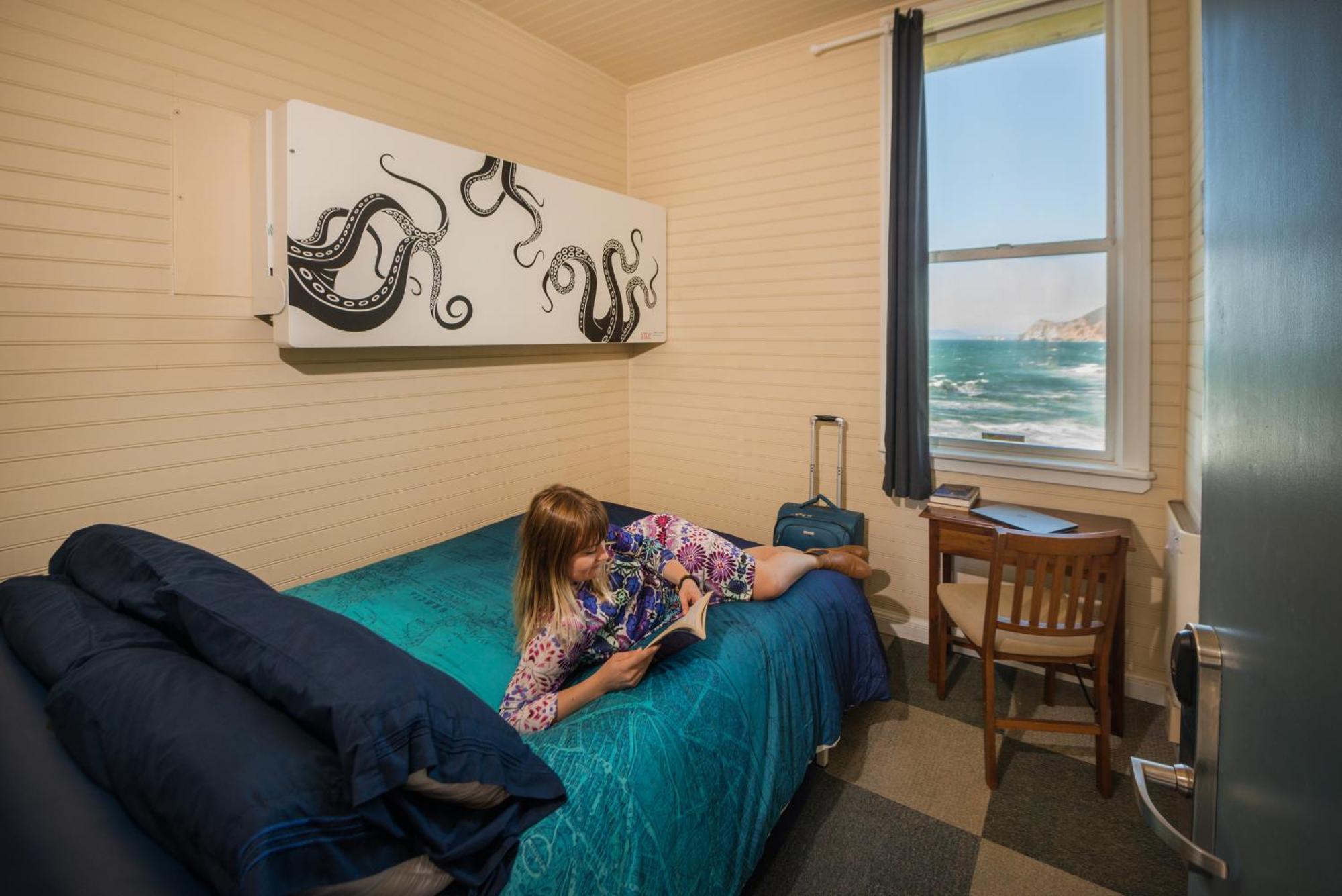 Hi Point Montara Lighthouse Hotel Exterior photo